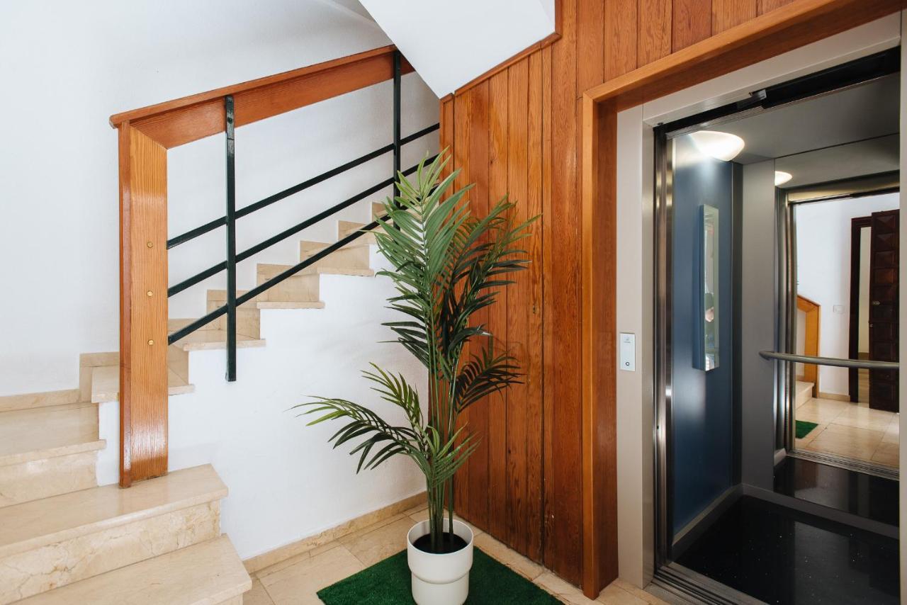 Hostly Rbh0 Modern Apartment Sewilla Zewnętrze zdjęcie